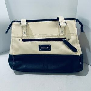 Stone & Co Women’s Cream and Navy Blue Leather Purse With Silver-Tone hardware